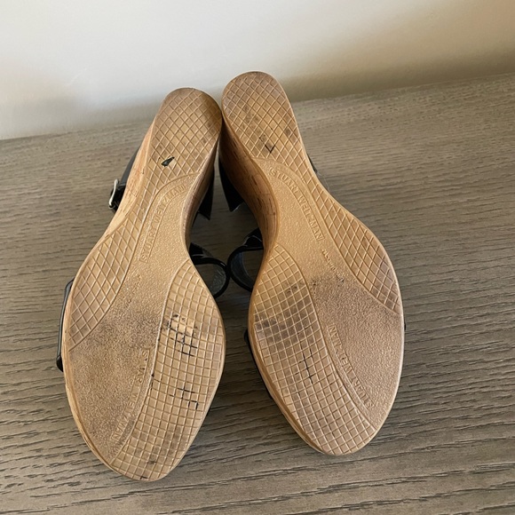 Stuart Weitzman Oneliner Wedge Sandals Patent Leather Size 8 - Picture 6 of 7